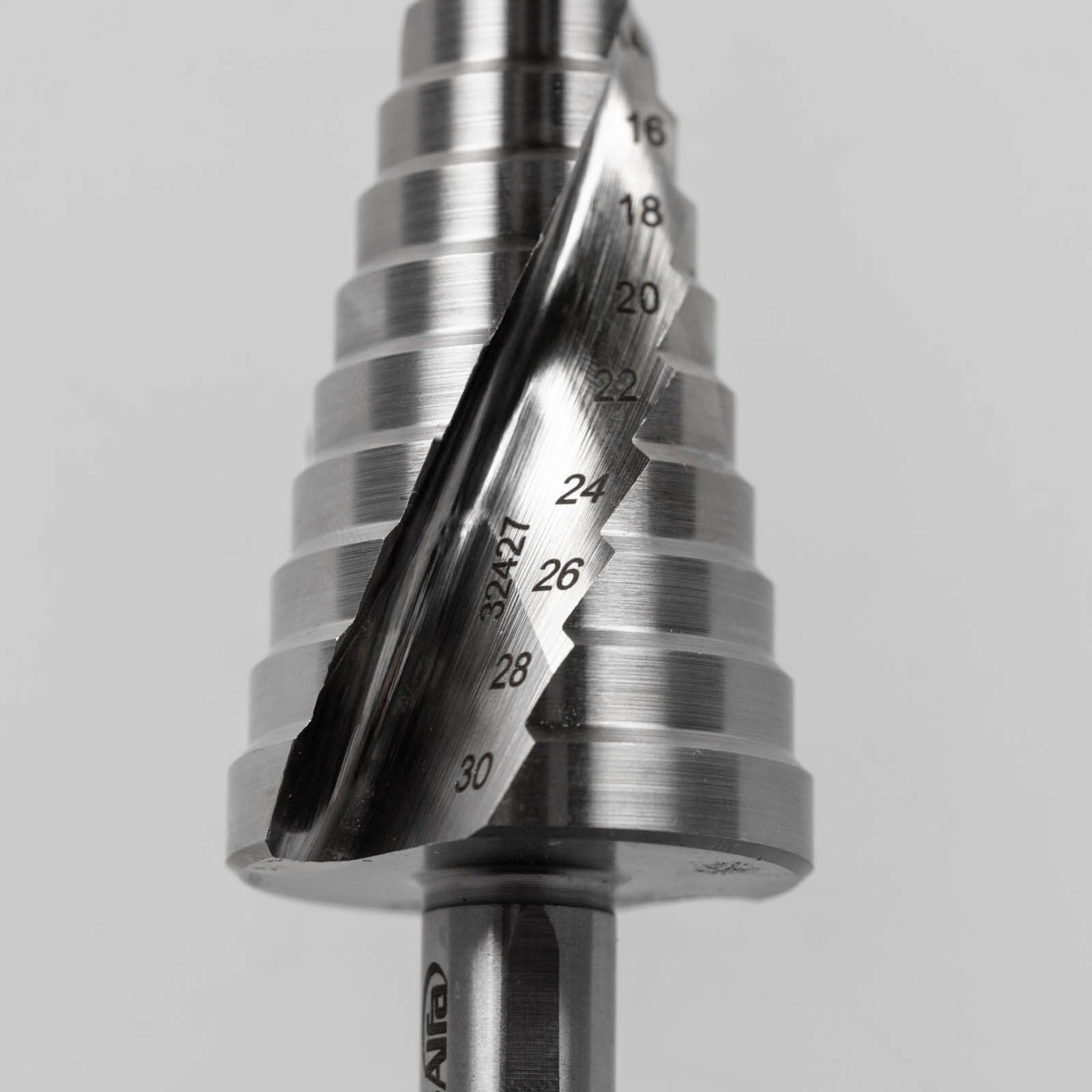 Spiral-Stufenbohrer M6 | 2-in-1 Bohren & Anfasen | 180° Winkel Für Metall