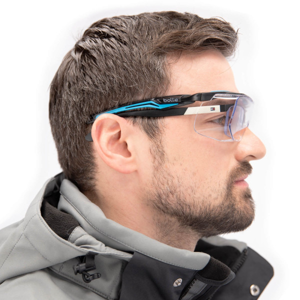 schutzbrille über korrekturbrille