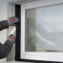 Vorgefaltetes, vollflächig klebendes Fensteranschlussband für außen in Anwendung